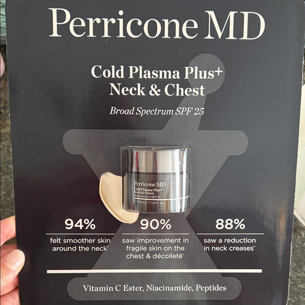 Perricone MD Cold Plasma Plus+ Neck & Chest Cream - Silver